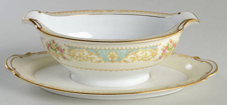 Mystery #109 Gravy Boat with Attached Underplate