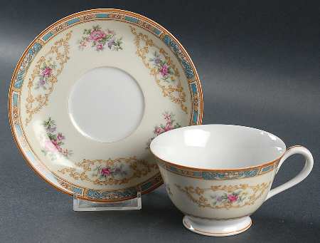 Mystery #119 Footed Cup & Saucer Set