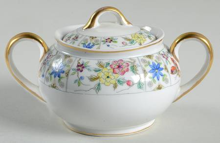 Mystery #122 Sugar Bowl & Lid