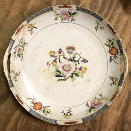 Mystery #12a Handled Cake Plate