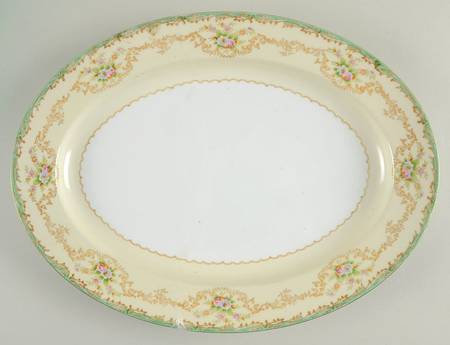 Mystery #136 16" Oval Serving Platter
