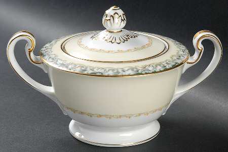 Mystery #14 Sugar Bowl & Lid