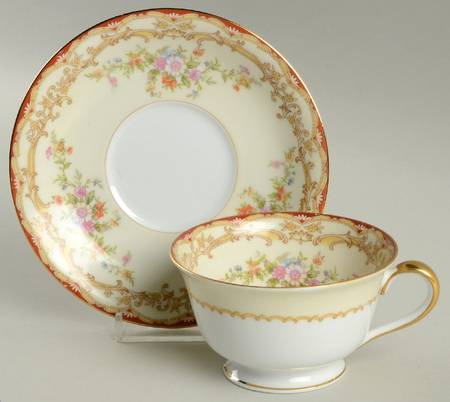 Mystery #142 Footed Cup & Saucer Set