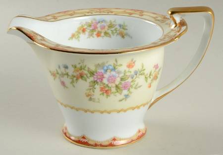 Mystery #142 Creamer