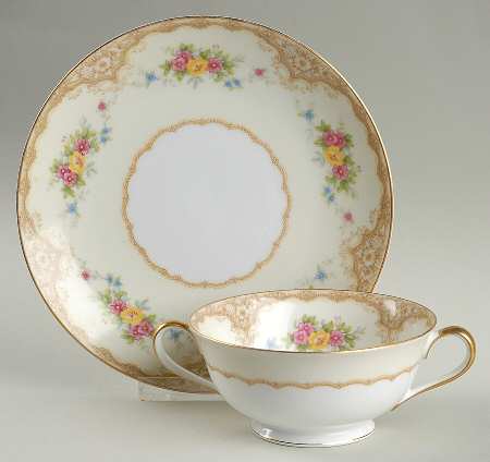 Mystery #158 Footed Cream Soup Bowl & Saucer Set