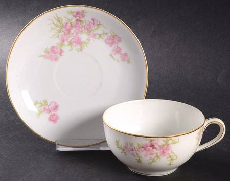 Mystery #17 Flat Cup & Saucer Set