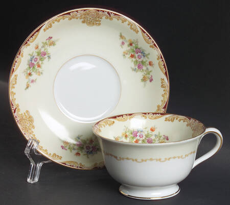 Mystery #175 Footed Cup & Saucer Set