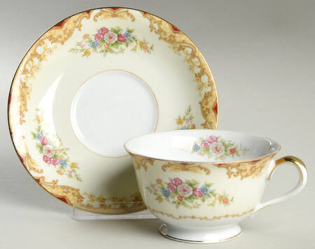 Mystery #176 Footed Cup & Saucer Set