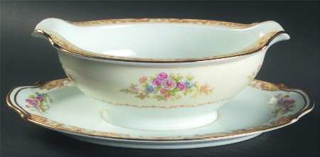 Mystery #176 Gravy Boat with Attached Underplate