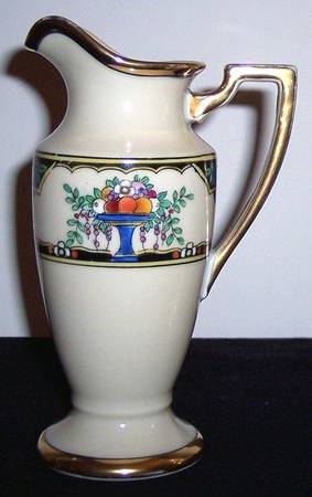 Mystery #187 Berry Creamer