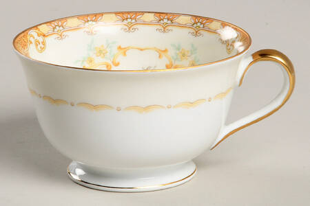 Mystery #190 Footed Cup