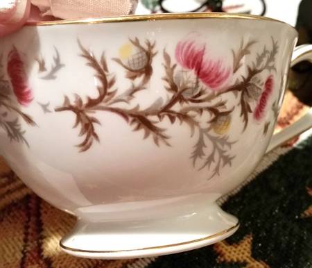 Mystery #192 Footed Cup