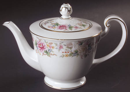 Mystery #196 Teapot & Lid