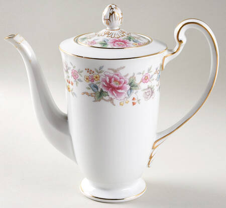 Mystery #196 Small Coffee Pot & Lid