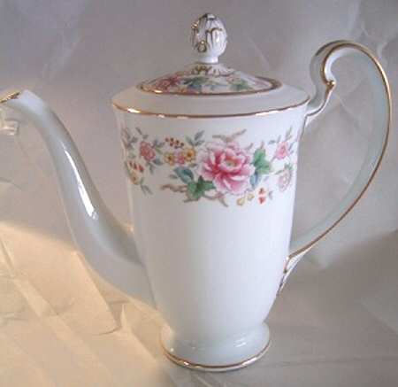 Mystery #196 Coffee Pot & Lid