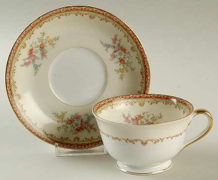 Mystery #20 Footed Cup & Saucer Set