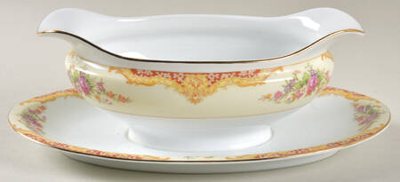 Mystery #207r Gravy Boat with Attached Underplate