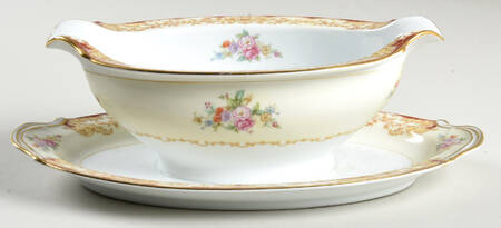 Mystery #208 Gravy Boat with Attached Underplate
