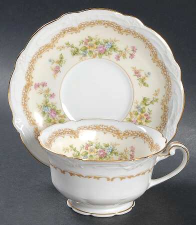 Mystery #211 Footed Cup & Saucer Set