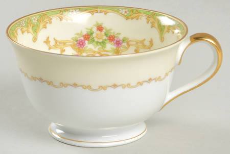 Mystery #215 Footed Cup