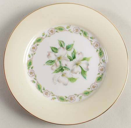 Mystery #220 Bread & Butter Plate