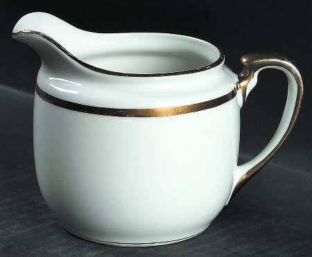 Mystery #228 Creamer
