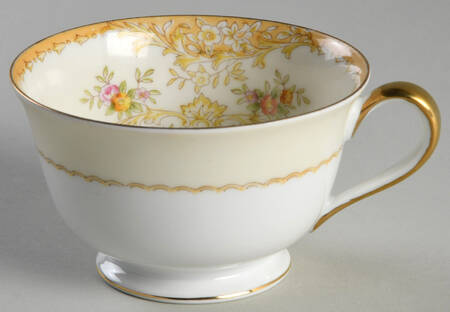 Mystery #35 Footed Cup