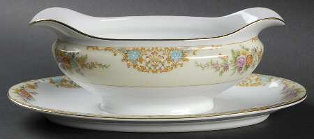 Mystery #37 Gravy Boat with Attached Underplate