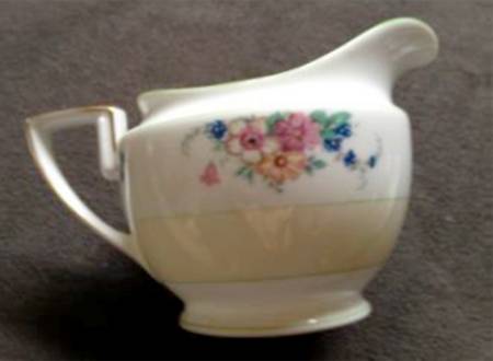 Mystery #59 Creamer
