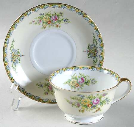 Mystery #6 Footed Cup & Saucer Set