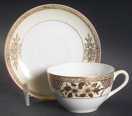 Mystery #75 Flat Cup & Saucer Set