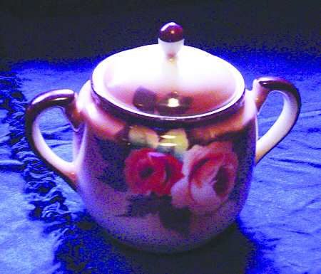 Mystery #82 Sugar Bowl & Lid