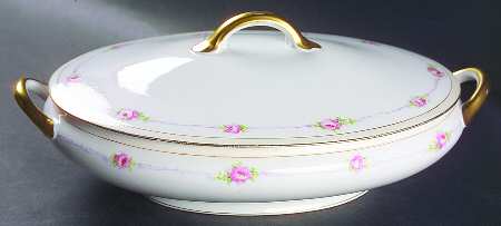 Mystery #84 Oval Covered Vegetable