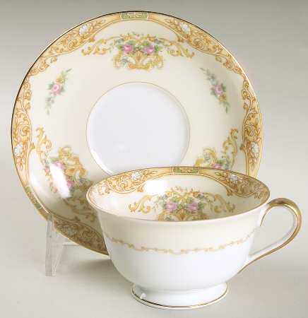 Mystery #89 Footed Cup & Saucer Set