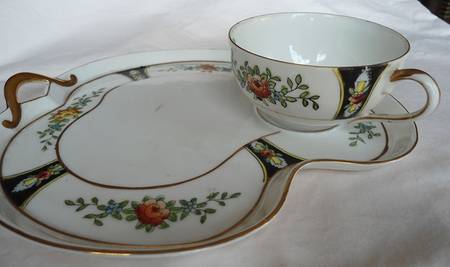 Mystery #9 Snack Plate & Cup Set