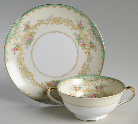 N103 Footed Cream Soup Bowl & Saucer Set