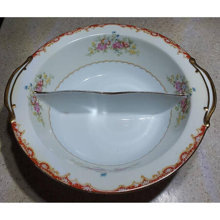 N106 Round Divided Vegetable Bowl