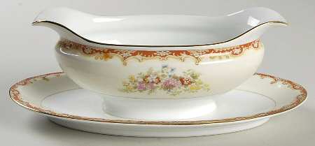 N106 Gravy Boat with Attached Underplate
