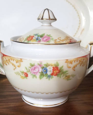 N107 Sugar Bowl & Lid