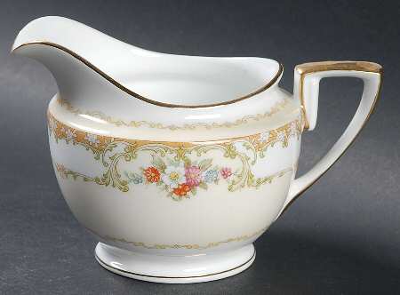 N122 Creamer