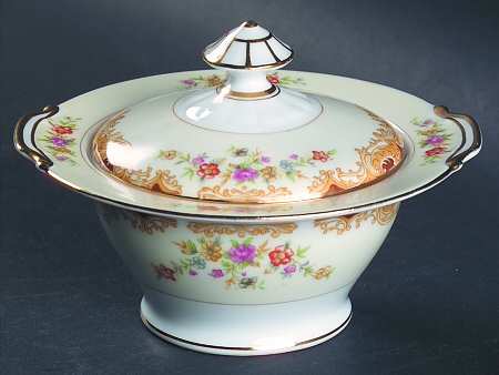 N132 Sugar Bowl & Lid
