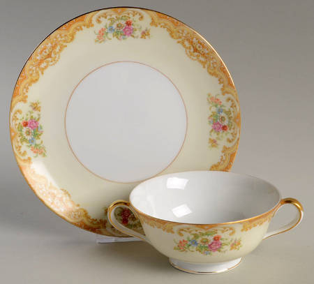N134 Footed Cream Soup Bowl & Saucer Set