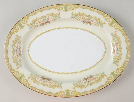 N136 11" Oval Serving Platter