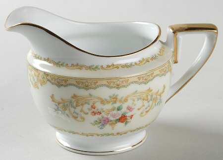 N136 Creamer
