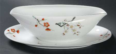 N139 Gravy Boat with Attached Underplate