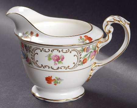 N152 Creamer