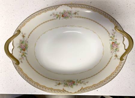 N155 10" Oval Vegetable Bowl