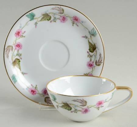 N168 Flat Cup & Saucer Set