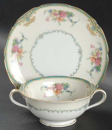 N205 Footed Cream Soup Bowl & Saucer Set