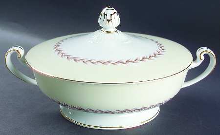 N212 Round Covered Vegetable